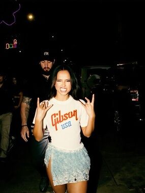 Aviator Nation x Gibson Boyfriend Tee XS White Graphic Shirt - Limited Edition